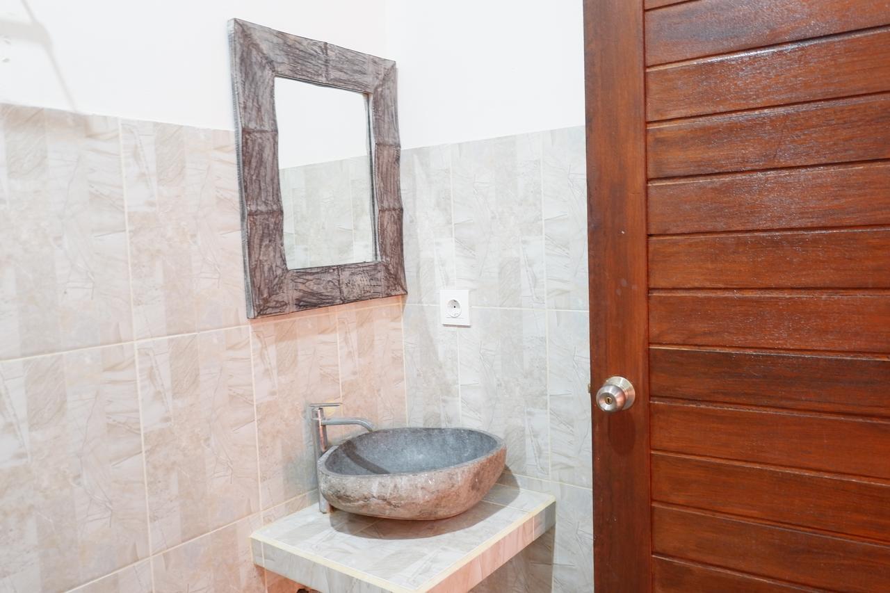 221 House Hotell Lembongan Exteriör bild